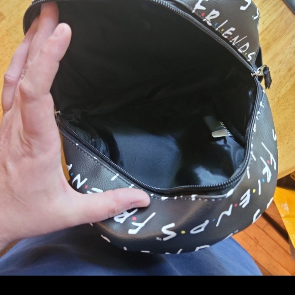 Friend mini backpack - Picture 3 of 3